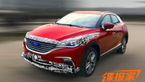Китайская Zotye вывела на тесты копию кросс-купе Mazda CX-4
