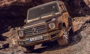 Mercedes-Benz назвал цены на новый внедорожник G-Class для РФ