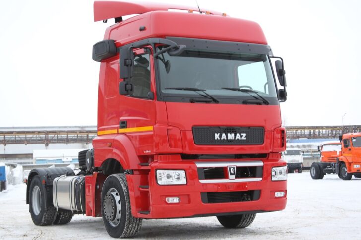 Продажи грузовиков на рынке РФ в марте выросли на 50%