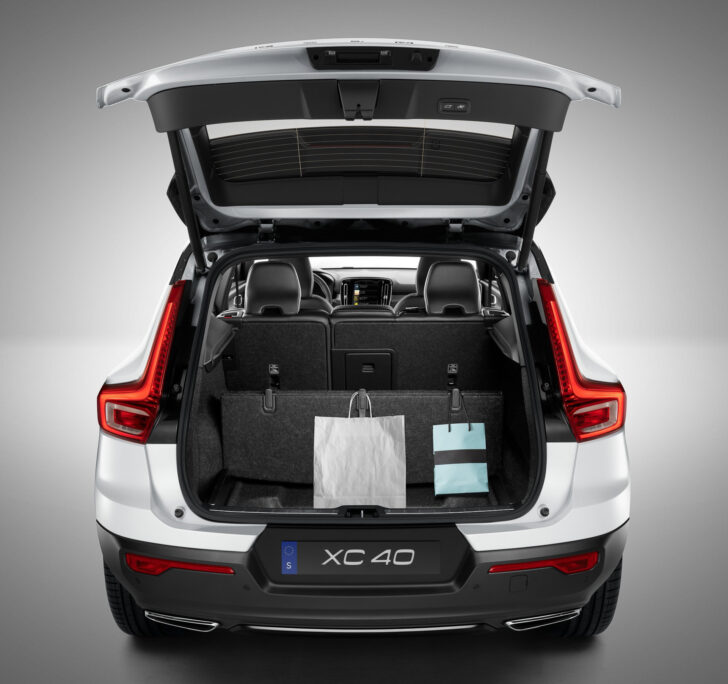 Багажник Volvo XC40