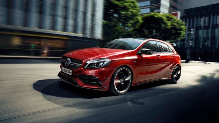 Mercedes запустил в производство новый A-Class