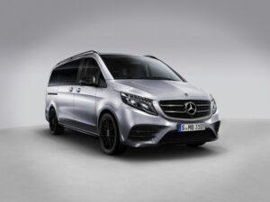 Новый минивэн Mercedes-Benz V-Class Night Edition приехал в Россию