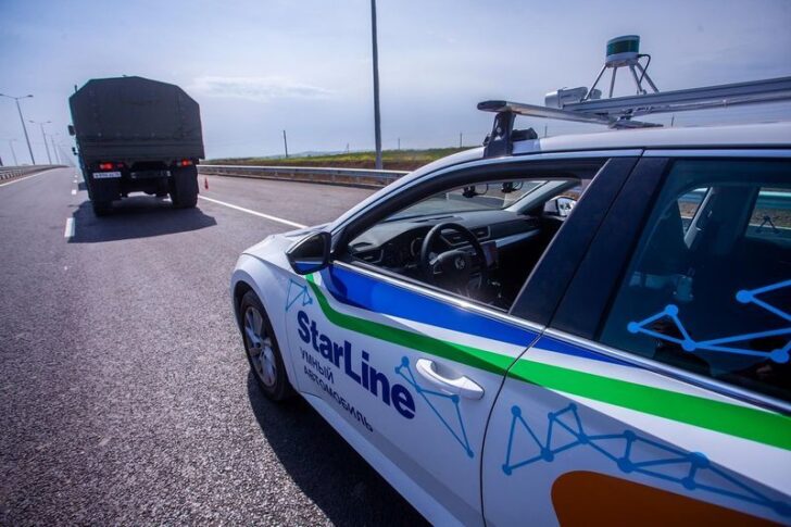 На подходе к Крымскому мосту испытали беспилотные автомобили