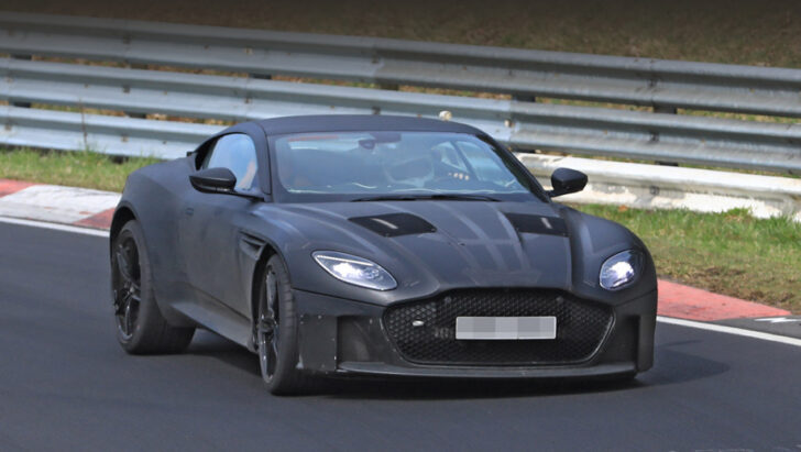 Новый Aston Martin DBS Superleggera был замечен на тестах
