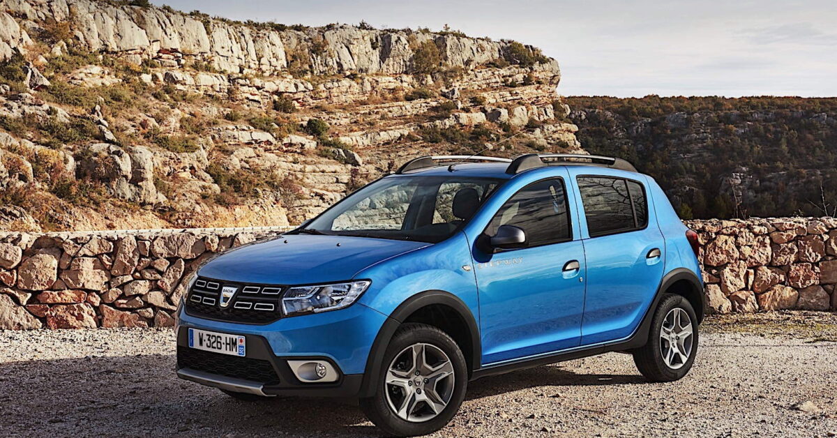 Рено dacia фото Хэтчбек Dacia Sandero вошел в ТОП-10 бестселлеров Европы - Автоновости дня