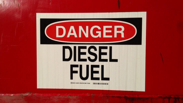 FT: Великобритания планирует запретить продажу больших дизельных грузовиков к 2040 году