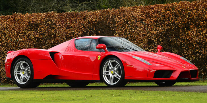 На торги выставили уникальный спорткар Ferrari Enzo Михаэля Шумахера