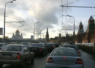 Трафик у московского Кремля