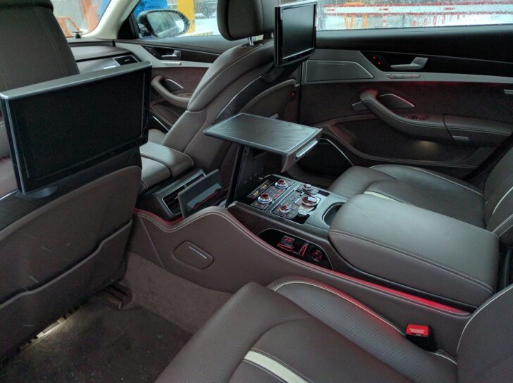 Audi A8 салон