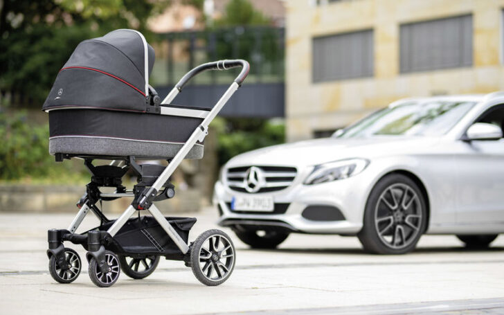 В Mercedes-Benz сделали коляску для младенцев Avantgarde