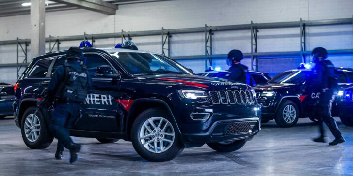 Полиция Италии получила бронированные Jeep Grand Cherokee