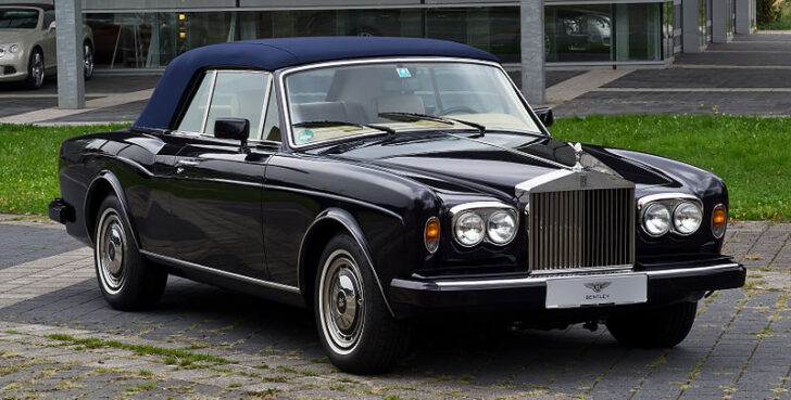 Кабриолет Rolls-Royce Фрэнка Синатры выставили на торги