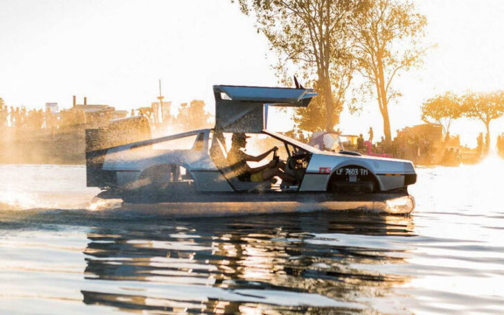 Летающий прототип DeLorean продают в Сети за 3 млн рублей