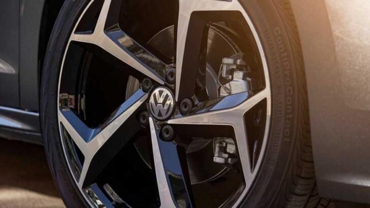 Новый VW Passat Teaser