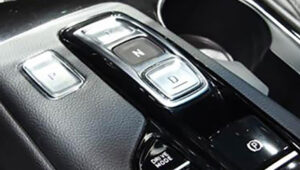 Кнопки КПП в новой Hyundai Sonata