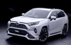 Новый Toyota RAV4 получил «внедорожные» и «уличные» версии