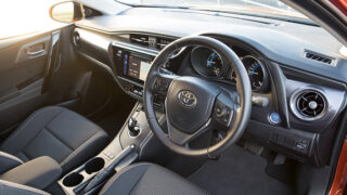 Праворульная Toyota Corolla