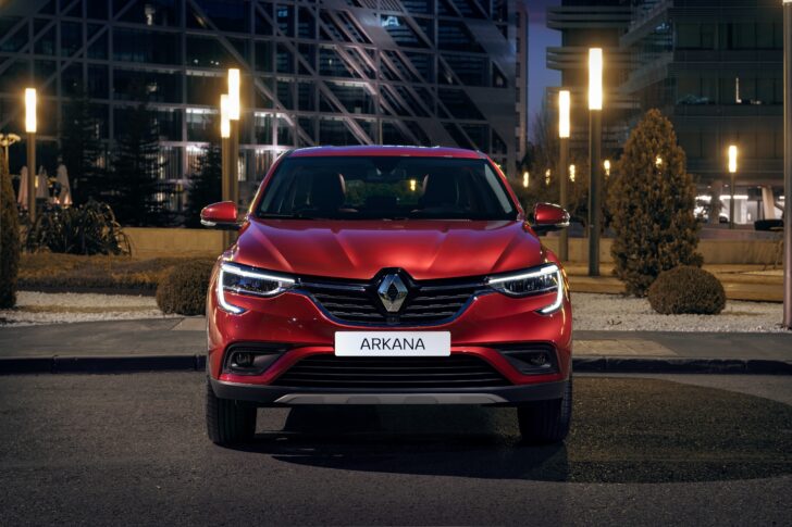 Продажи Renault Arkana через интернет провалились