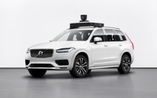 Самоуправляемый Volvo XC60