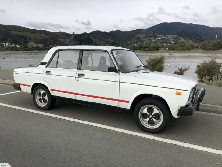 Праворульный ВАЗ-2107 продают в Новой Зеландии
