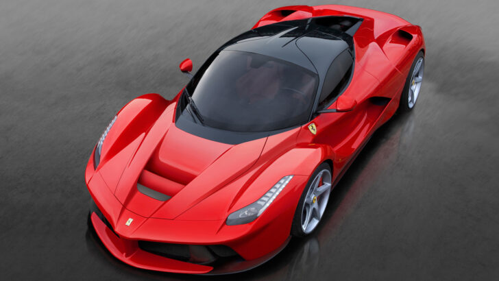 Компания Ferrari в 2024 году выпустит новый суперкар, который заменит LaFerrari