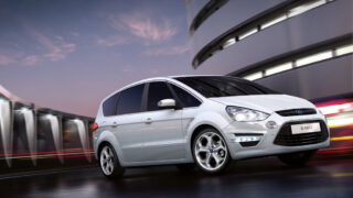 Ford S-Max. Фото Ford