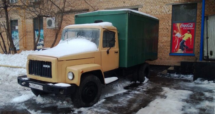 Минпромторг в РФ предлагает запретить водителям эксплуатацию старых автомобилей
