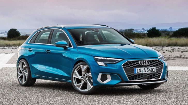 Компания Audi представила новую A3 Sportback