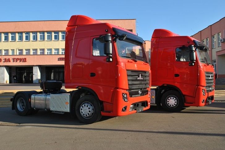 МАЗ-5440М9