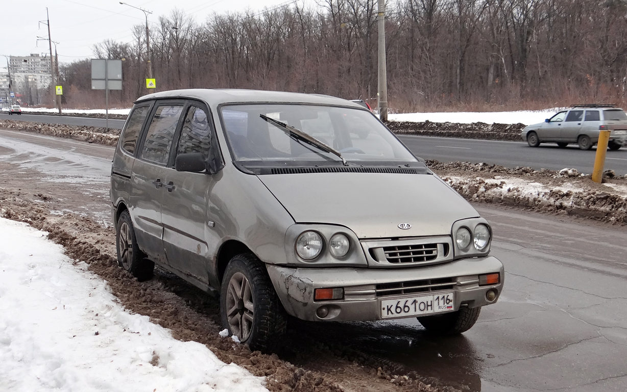 В Сети напомнили о минивэне Lada Kalina - Автоновости дня