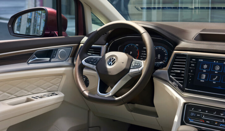 Интерьер Volkswagen Viloran