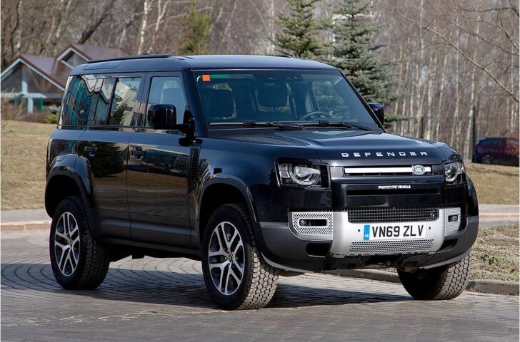 Новый Land Rover Defender проходит тесты в России