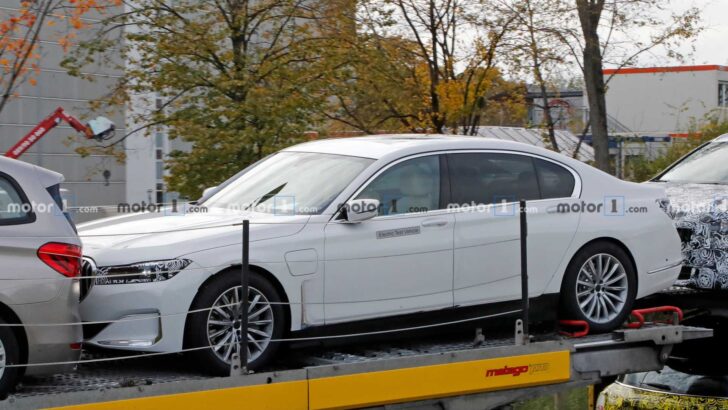 Новый BMW 7-Series получит 650-сильный электродвигатель