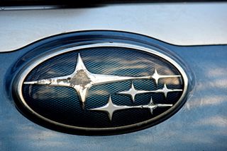 Шильдик Subaru
