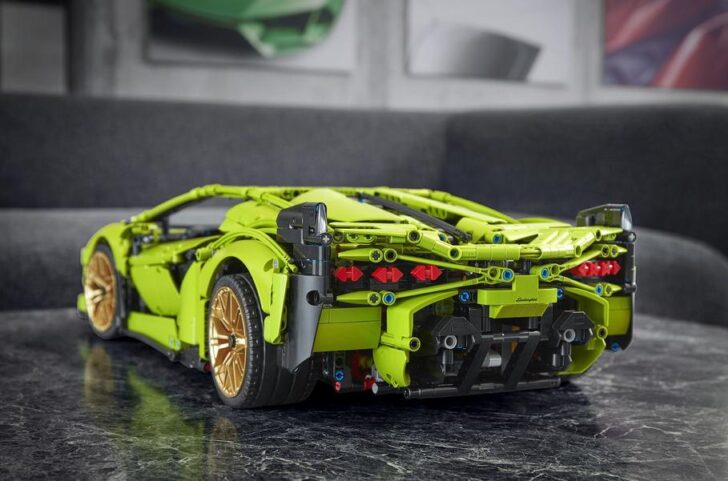 Lamborghini Sian из Lego