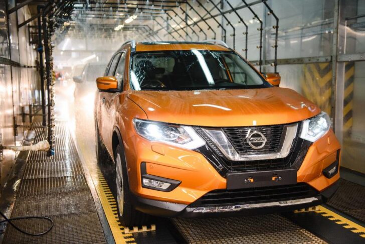 Nissan не исключил приостановки работы завода в РФ из-за проблем с комплектующими