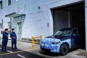Подготовка к производству BMW iX3