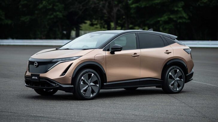 Nissan ускоряет электрификацию модельного ряда. К 2030 году марка выпустит 19 новых электрокаров