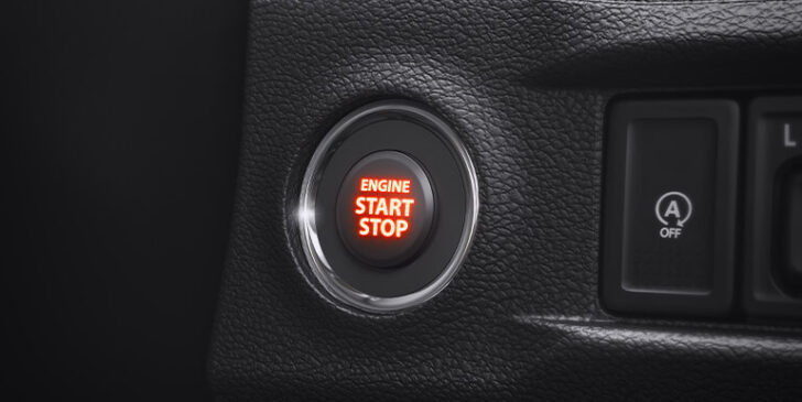 Кнопка Start/Stop в Toyota Urban Cruiser