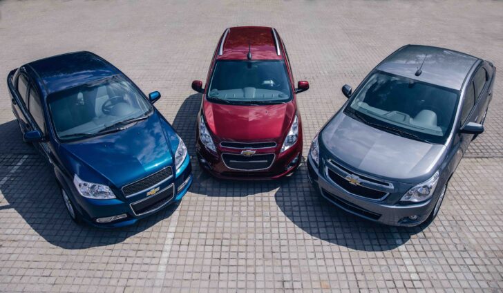 Chevrolet Spark, Nexia, Cobalt. Фото UzAuto Motors