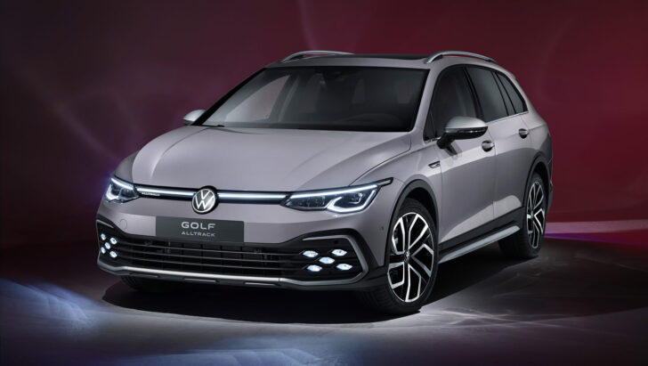 Volkswagen представила обновленные версии универсала Golf