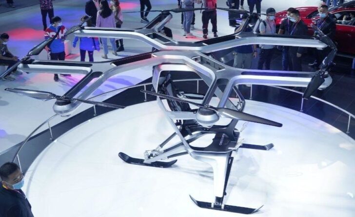 Летающий электромобиль представили на Пекинском автосалоне