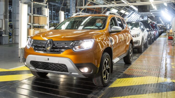 Московский завод Renault приостановил производство автомобилей до 18 марта 2022 года