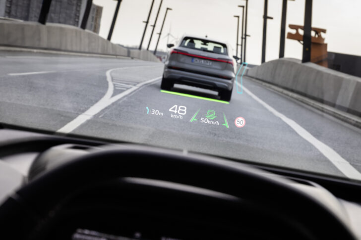 Проекционный дисплей Audi Q4 e-tron. Фото Audi