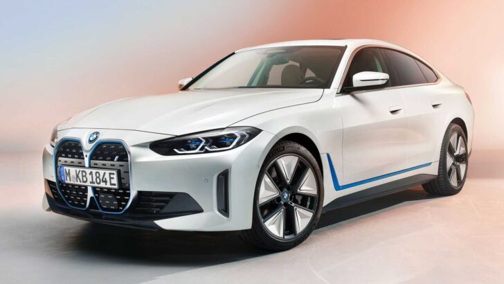 BMW представила новый электрический седан BMW i4