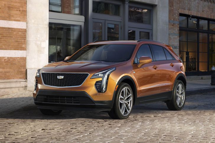 Кроссоверы Cadillac XT подорожали в России на 80 тыс. рублей в августе 2021 года