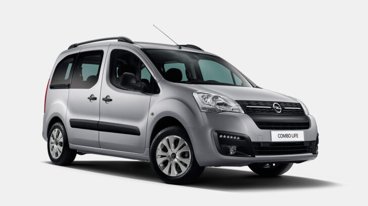 Opel начал продажи в РФ обновленного компактвэна в версии Combo Life