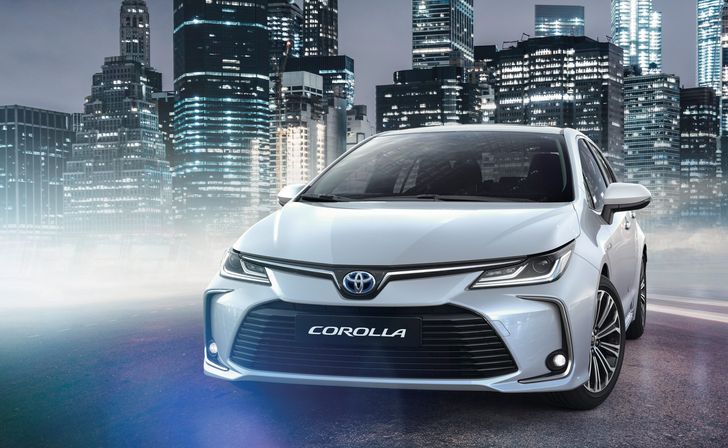Toyota представила обновленное семейство Corolla для рынка Японии