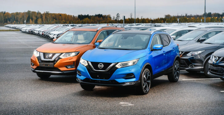 Завод Nissan в Санкт-Петербурге приостановит производство автомобилей на три недели