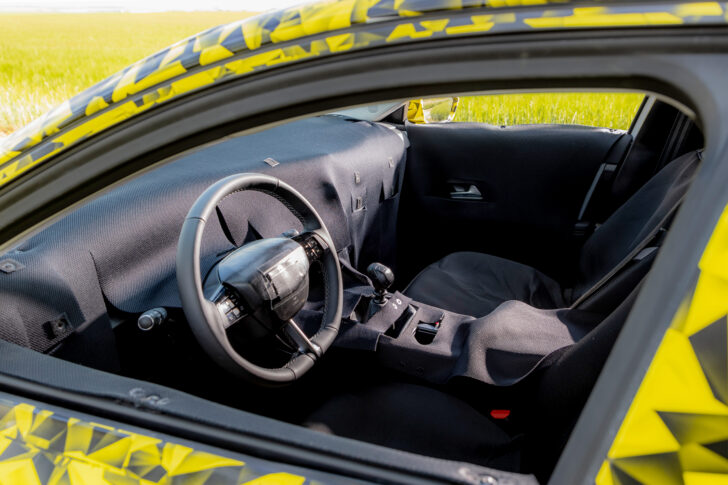 Прототип новой Opel Astra